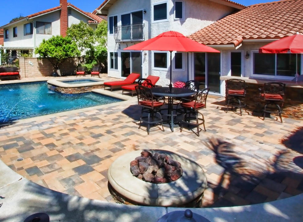 NEW POOL & SPA, OUTDOOR KITCHEN AND FIREPIT Mediterranean Patio