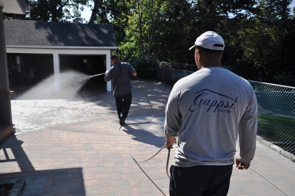 Nicolock Driveway Pavers Cleaning & Sealing, Huntington Bay NY 11743