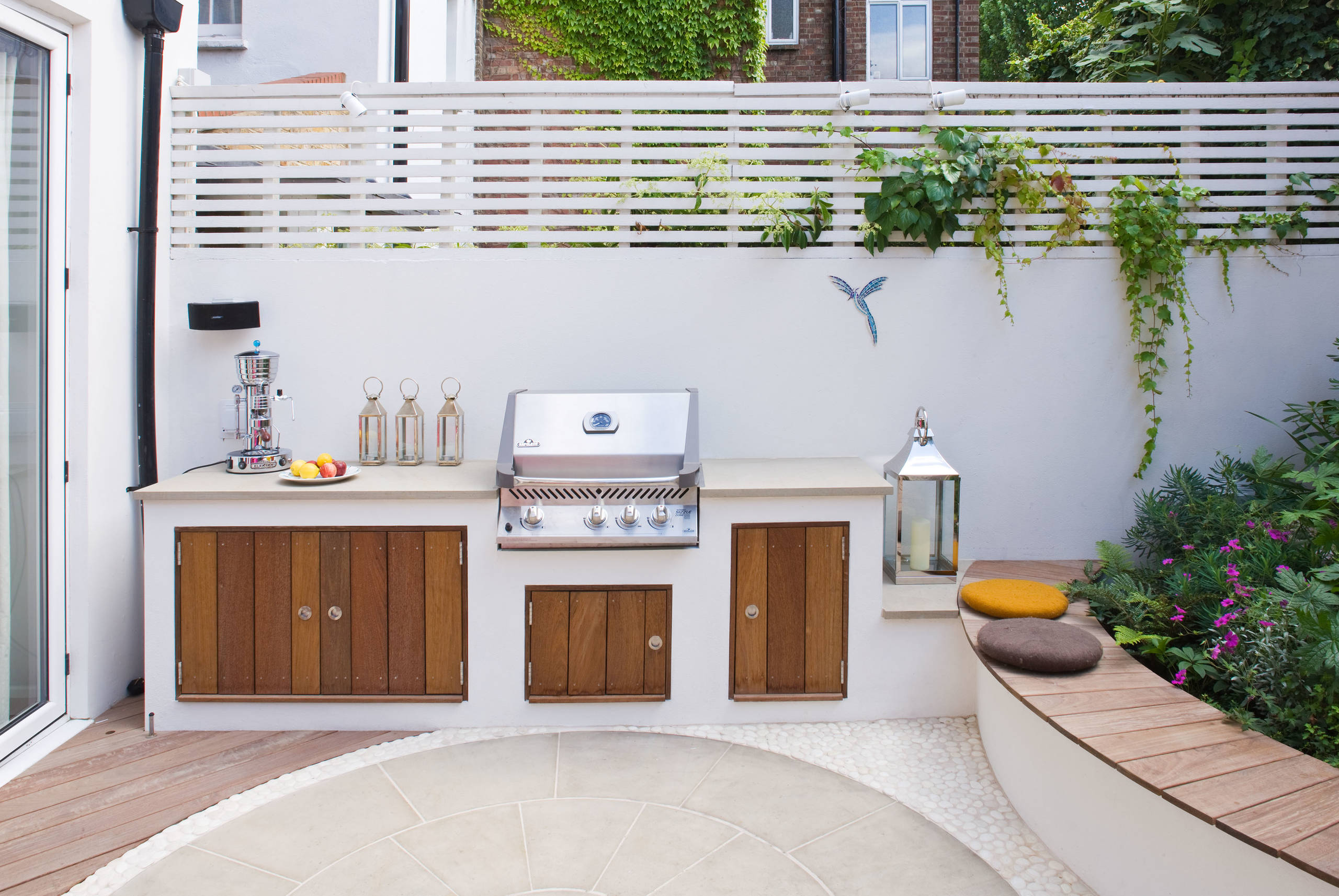 outdoor kitchen without sink