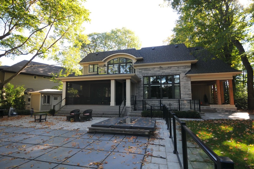 Phantom Motorized Screens on a Oakville Outdoor Kitchen