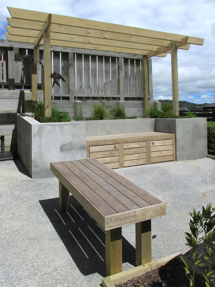 Oasis in the Wind Contemporary Patio Wellington by S J Gordon