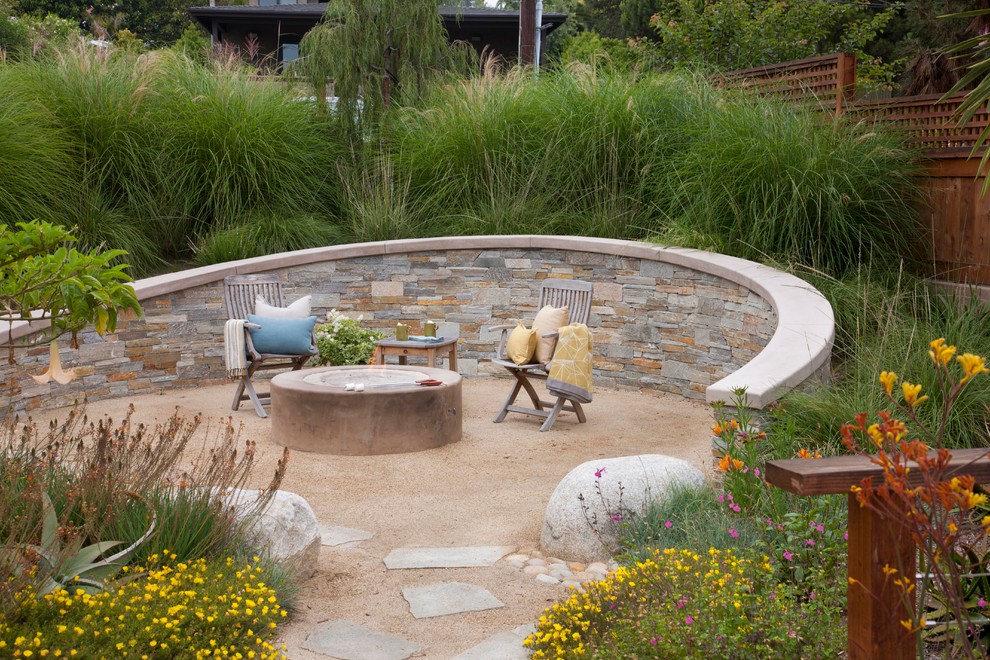 Design ideas for a coastal patio in San Diego with gravel.