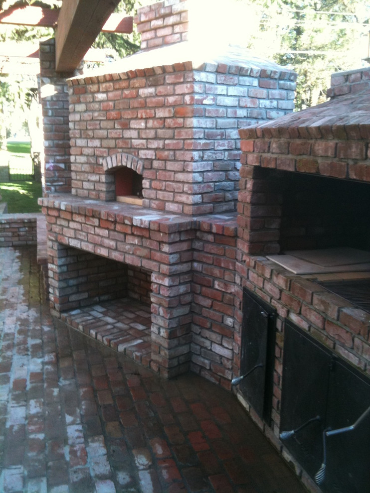 Outdoor Hip Roof Wood Fired Pizza Ovens Mediterranean Patio San