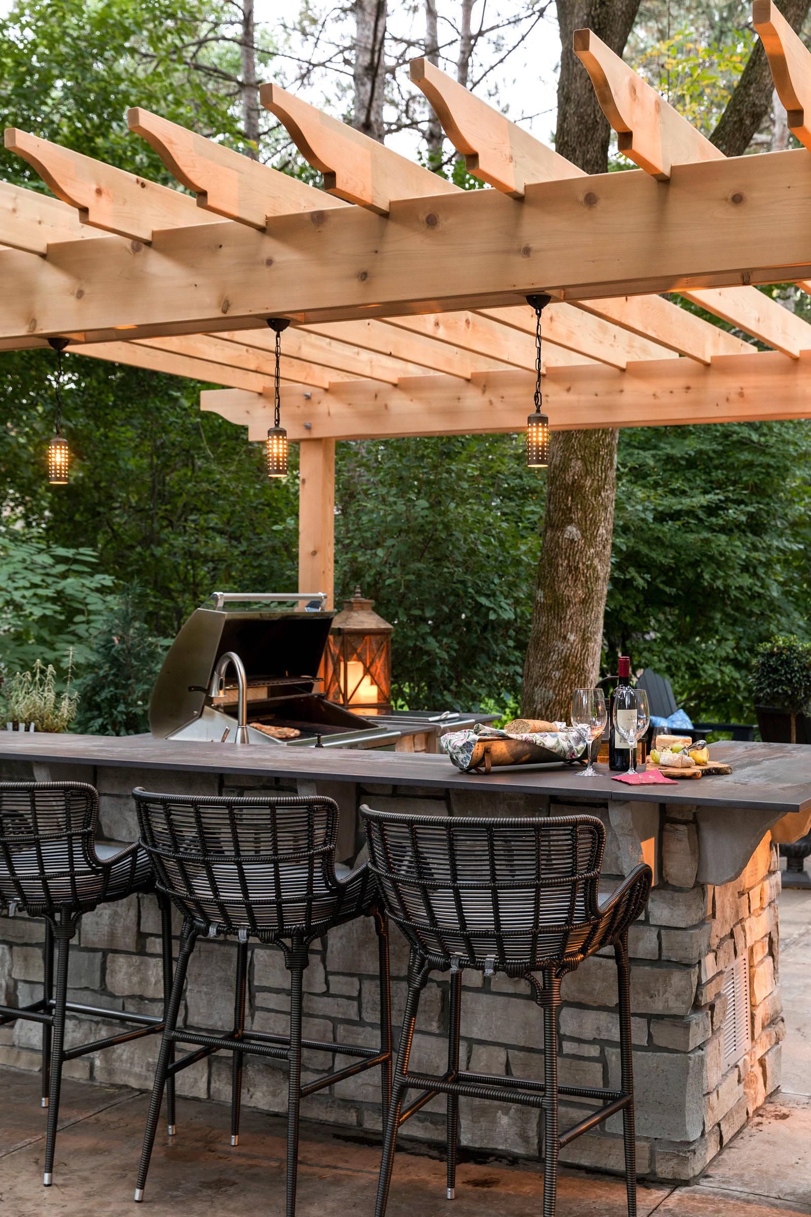 build patio fire pit on Outdoor Kitchen And Fire Pit Traditional Patio Minneapolis By Ispiri Design Build Houzz