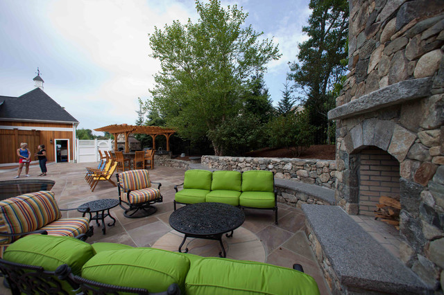 Outdoor Kitchen Fireplace And Pool Traditional Patio Boston By Stonefire Outdoor Living 1073