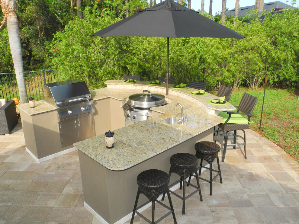 Outdoor Kitchen Installations with Evo Circular Cooktop Traditional