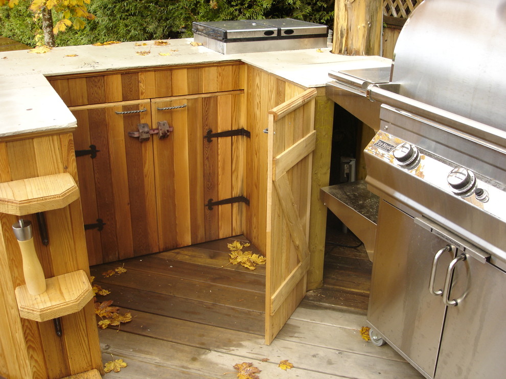 Outdoor Kitchen Traditional Patio Vancouver by SJ Renovations