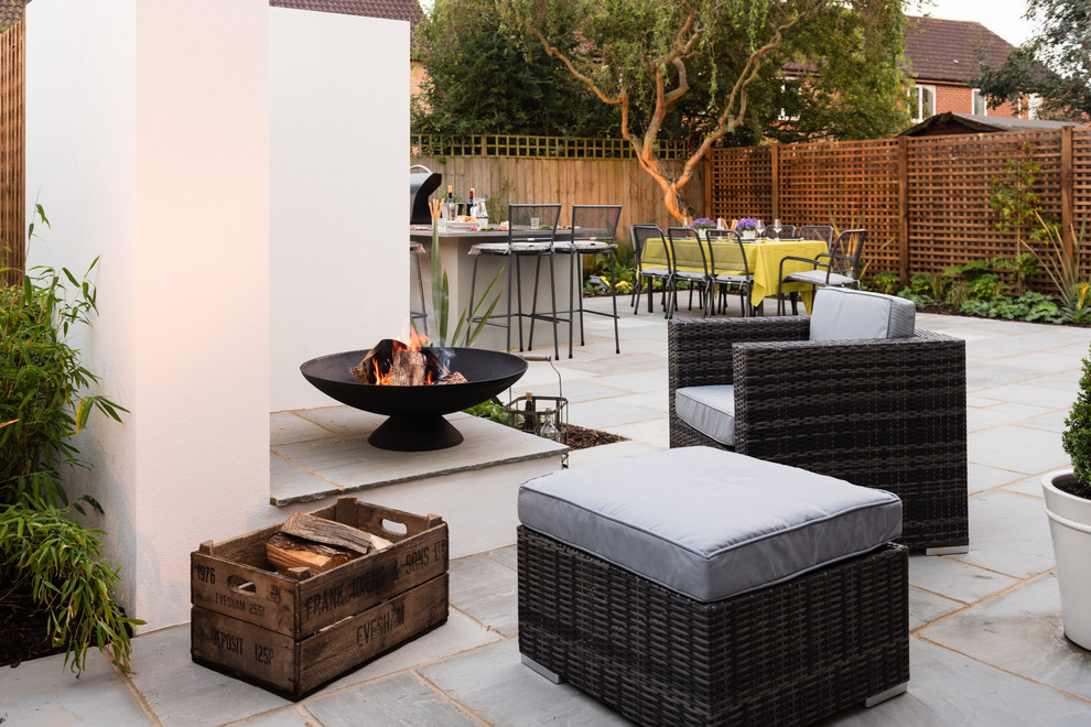 Outdoor kitchen Contemporary Patio London by The Outdoor