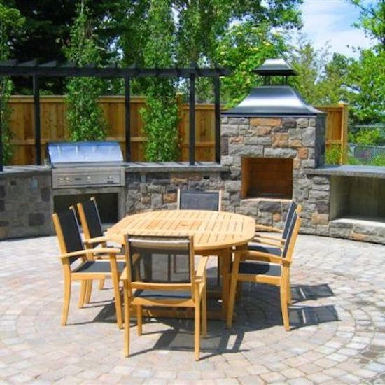 Winter Outdoor Kitchen Ideas for Year-Round Cooking