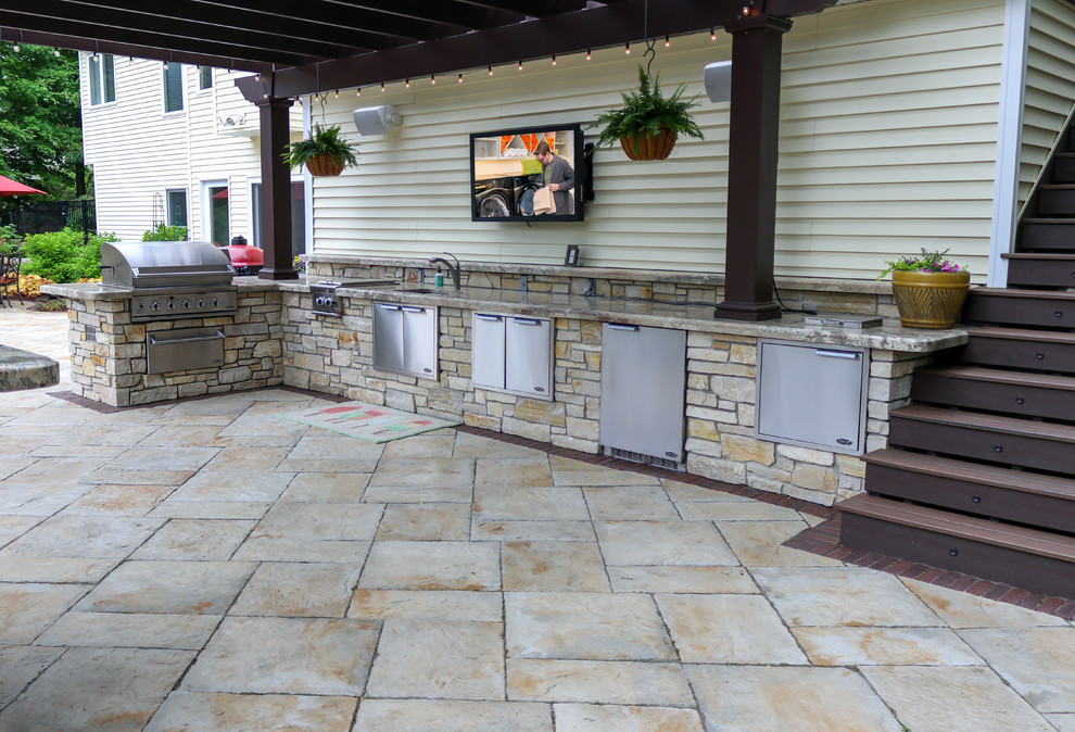 Outdoor Kitchens and Grills Patio Grand Rapids by Bekins Houzz