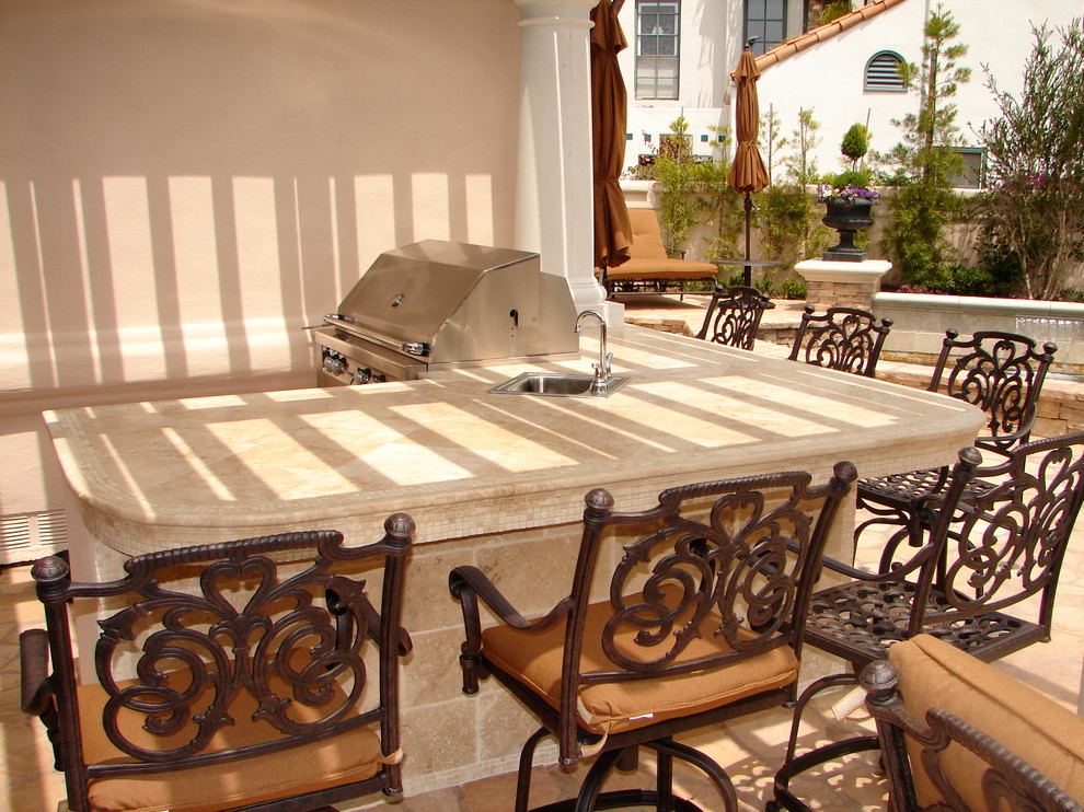 Outdoor Kitchens/BBQ's Tropical Patio Orange County by