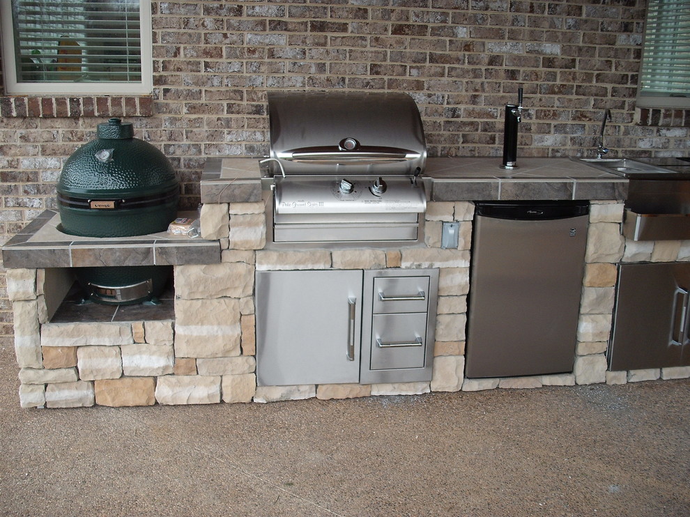 Outdoor Kitchens - Traditional - Patio - Other - by Housewarmings | Houzz