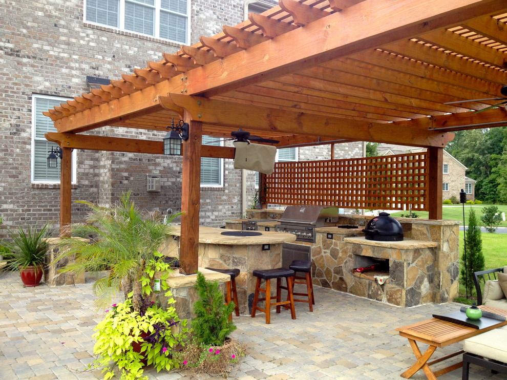 Outdoor living Charlotte Traditional Patio Charlotte by Sunmar