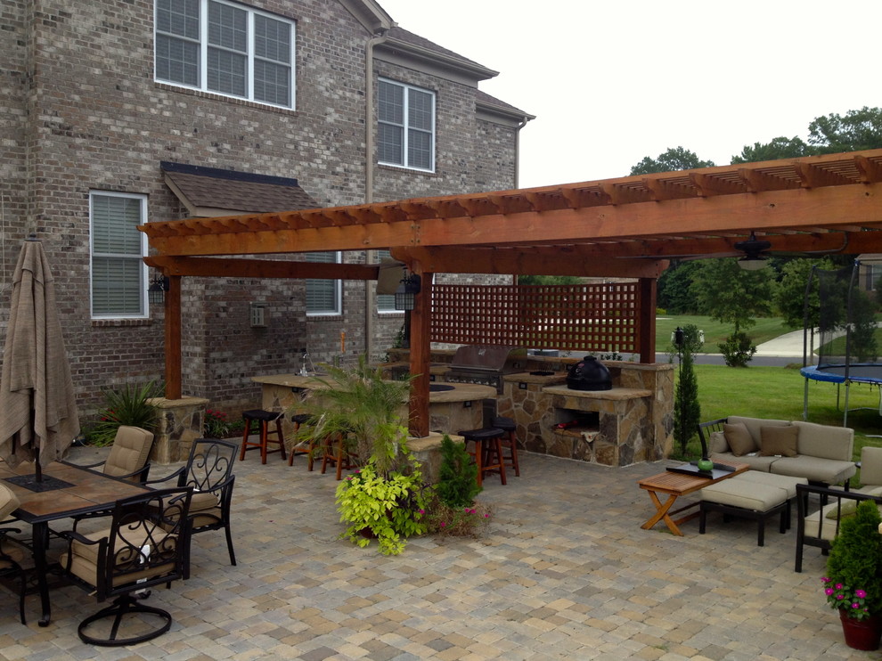 Outdoor living Charlotte Traditional Patio Charlotte by Sunmar