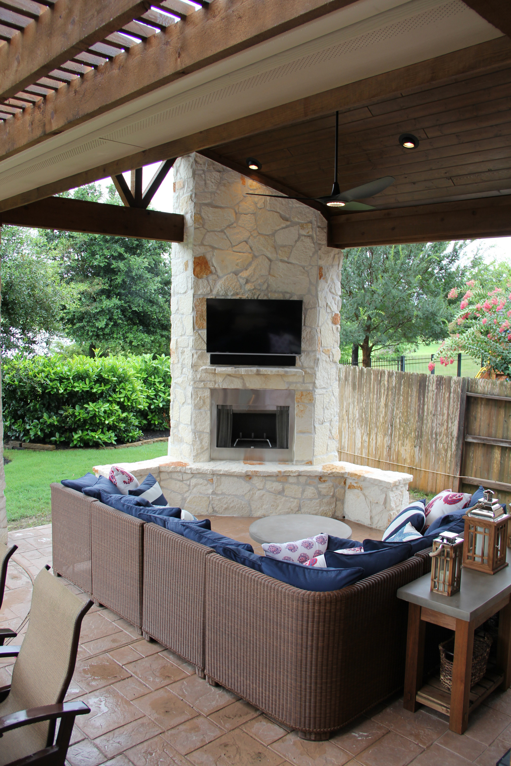 warren s outdoor living kingwood tx on Custom Patio Covers Houzz