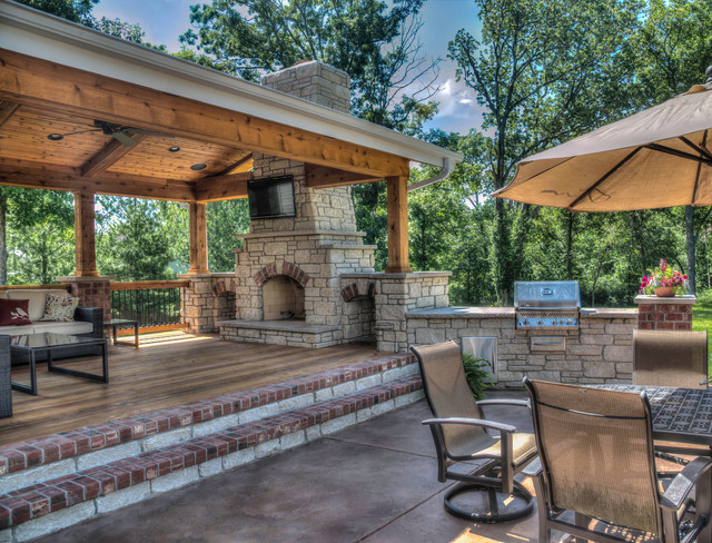Outdoor Living Rooms Traditional, How To Build An Outdoor Patio