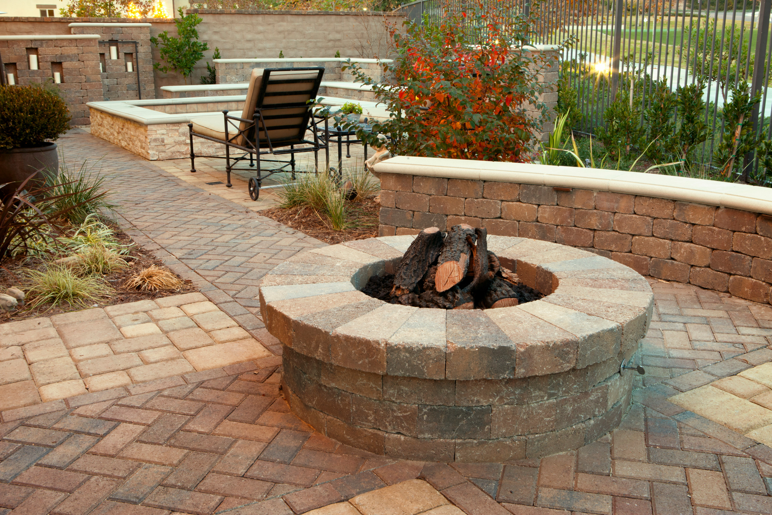 Outdoor Fire Pits from System Pavers