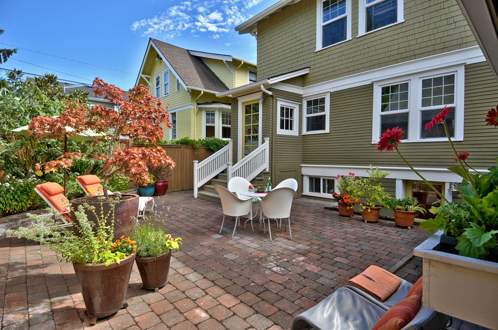 Outdoor Spaces & Yard Traditional Patio Seattle by