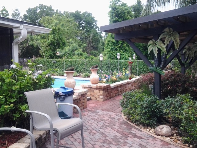 This is an example of a bohemian patio in Orlando.