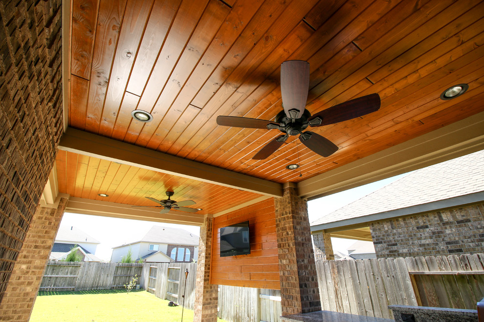Patio Cover and Outdoor Kitchen Cypress, TX Traditional Patio