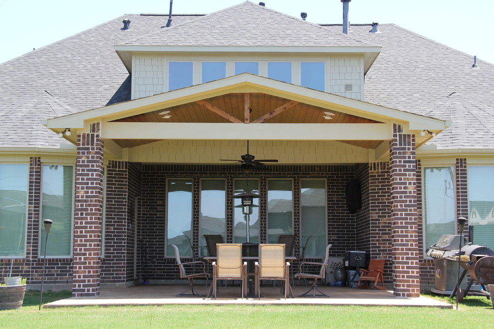 Patio Cover in Cross Creek Ranch Fulshear TX Traditional Patio