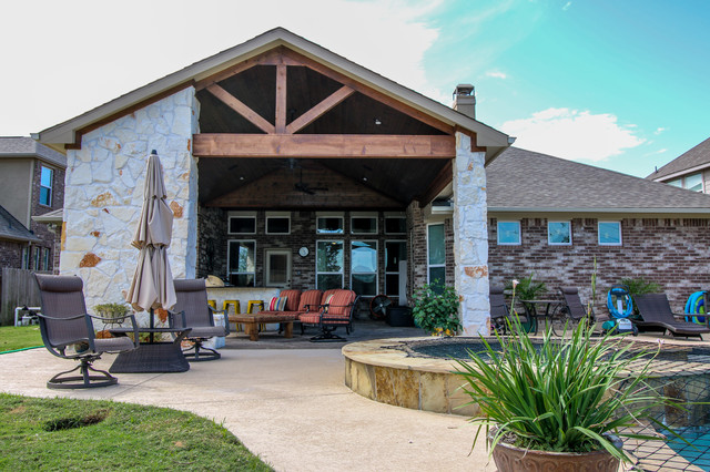 Patio Cover, Kitchen, and Fireplace: Katy, TX - Traditional - Patio ...