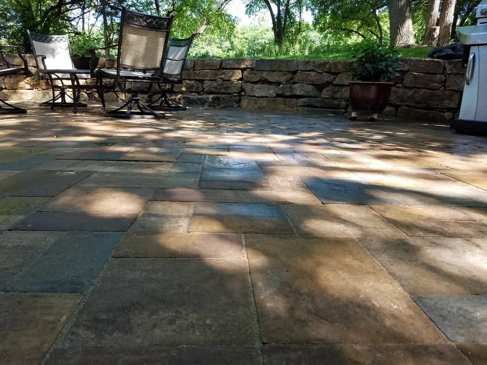 Patio on the Ledge Traditional Patio Kansas City by Monumental