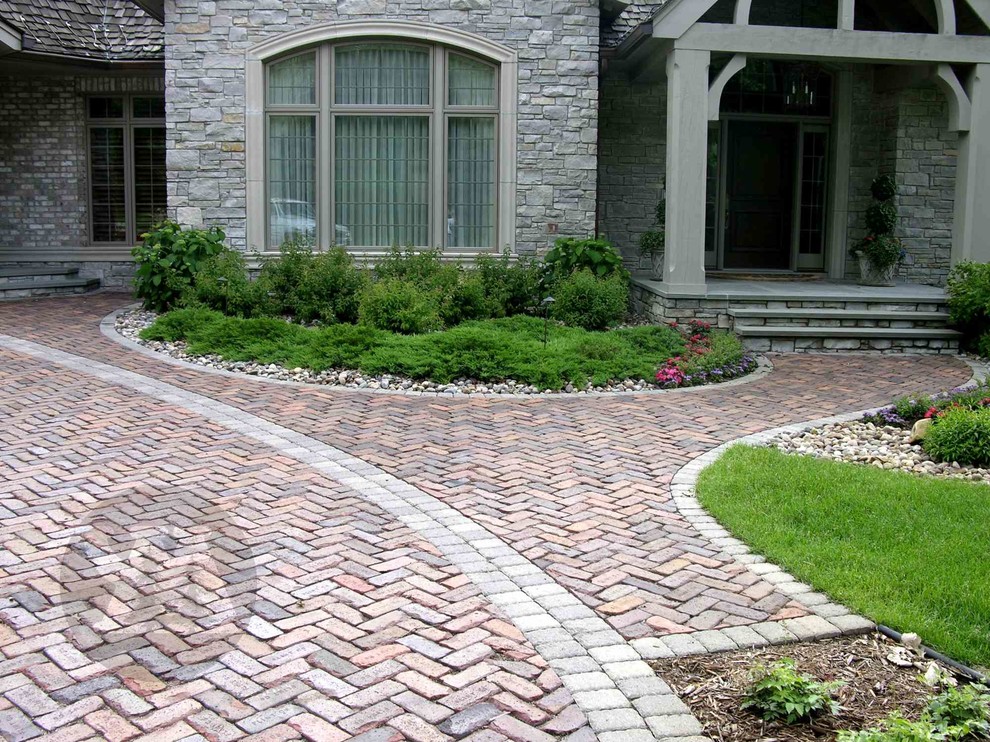 Patio, Walkways, & Driveways Pavers Traditional Patio