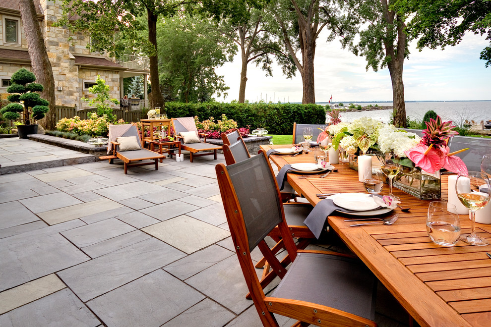 Patios Contemporary Patio Montreal by Ambiance Briques et Pavés