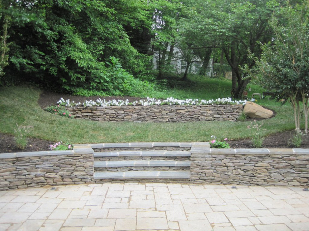 Patios and Walkways Contemporain Terrasse et Patio Baltimore