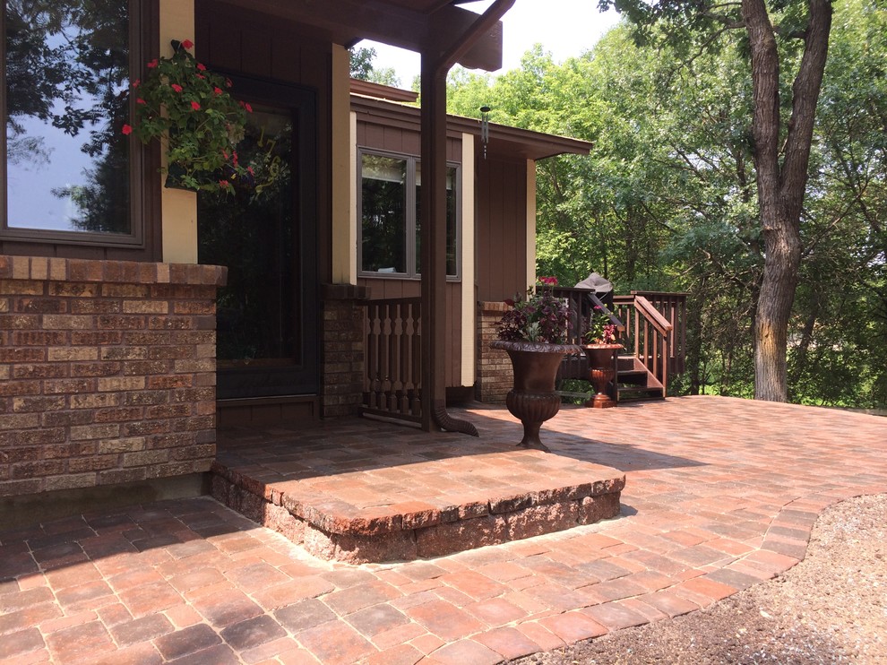 Patios/Retaining Walls Traditional Patio Minneapolis by