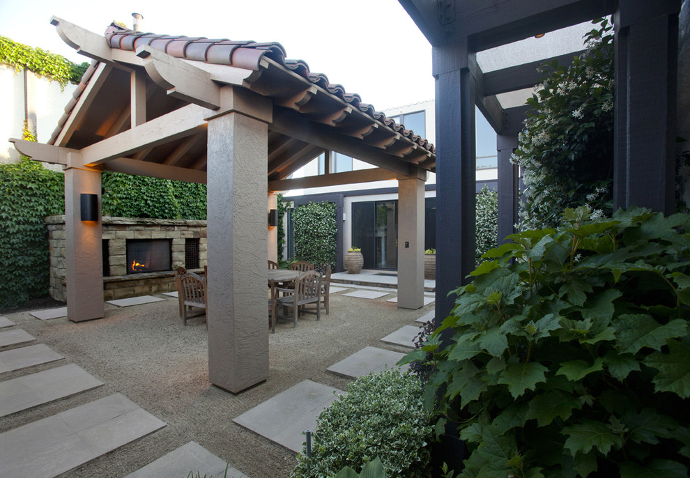 Inspiration for a mediterranean patio in San Francisco.