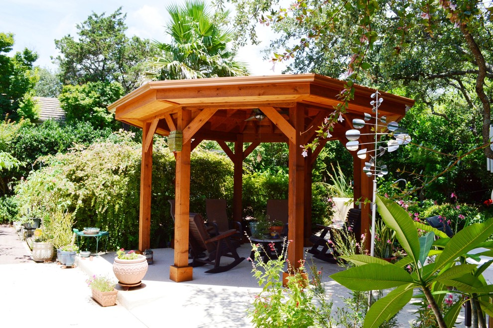 Pergolas & Shade Structures Traditional Patio Austin by