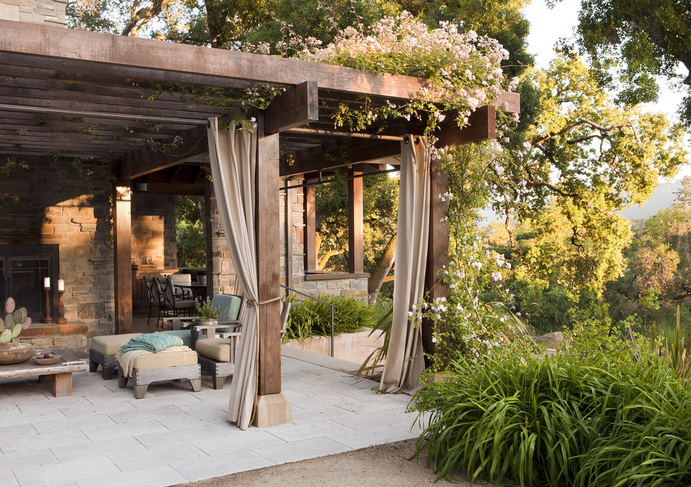 Inspiration for a contemporary patio in San Francisco.