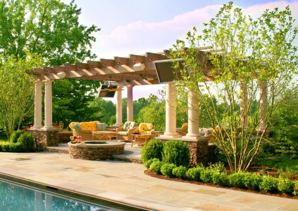 Tips for Designing Your Backyard for Outdoor Entertaining