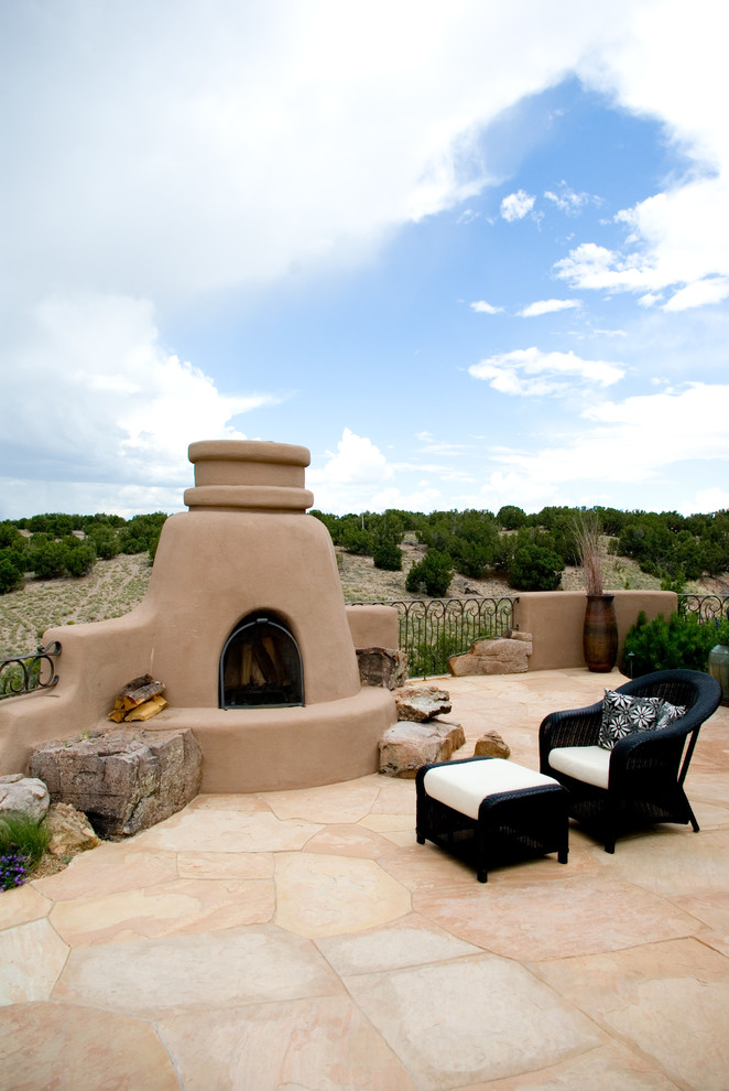 Inspiration for a southwestern patio remodel in Albuquerque