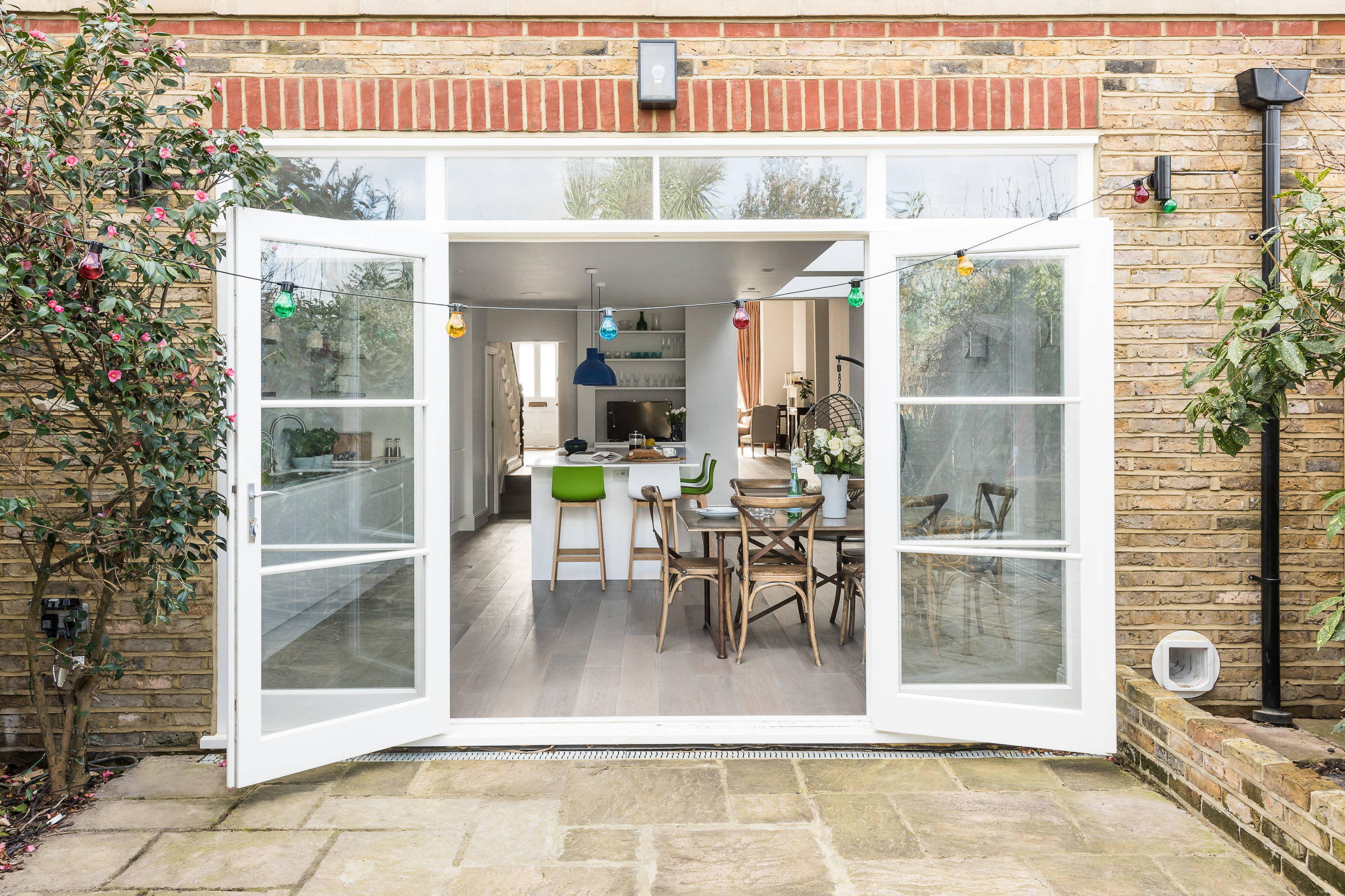 5 Covetable Kitchen Extensions That Work the Indoor/Outdoor Trend ...