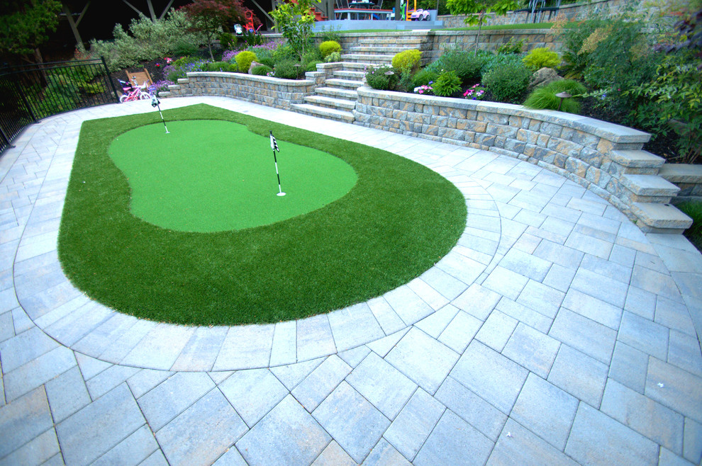 Putting Green & Retaining Wall - Transitional - Patio - San Francisco