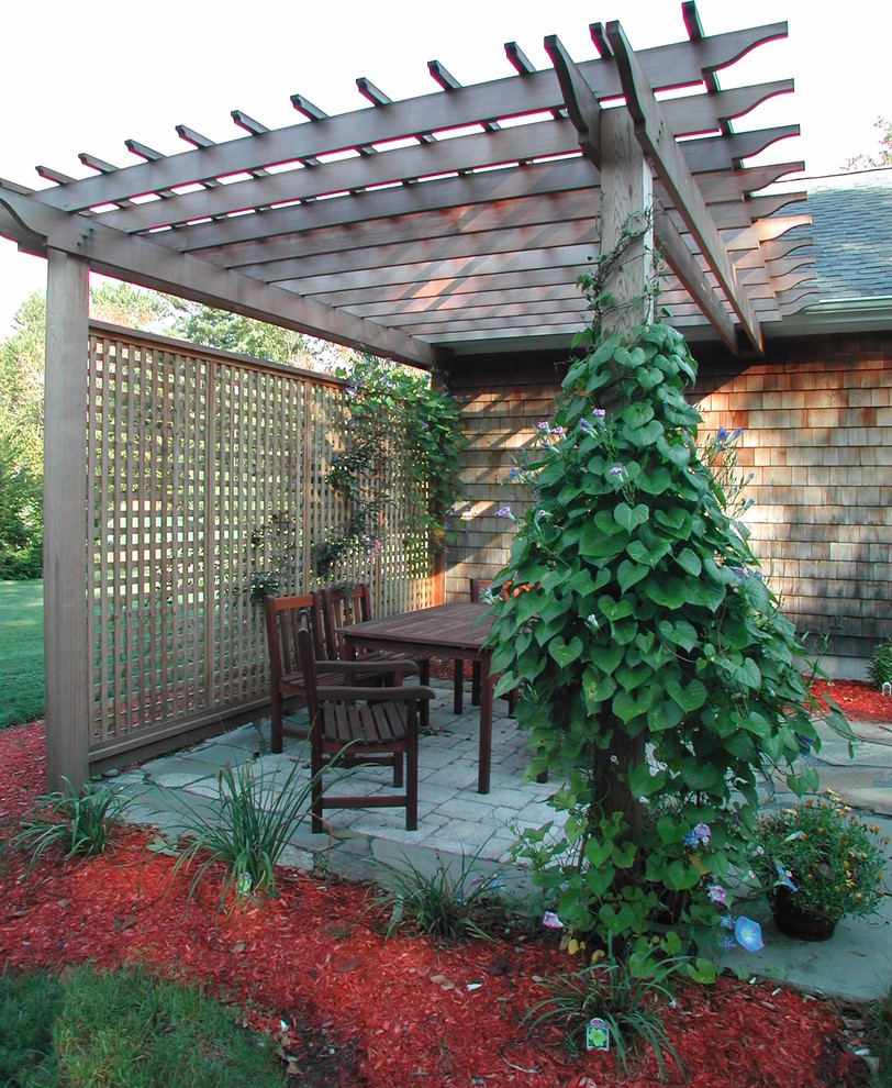 Inspiration for a timeless patio remodel in Providence