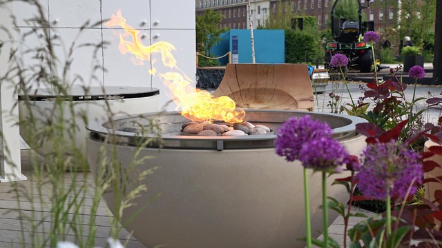 RHS Chelsea Flower Show 2019 - Contemporary - Patio - Surrey - By Solus ...