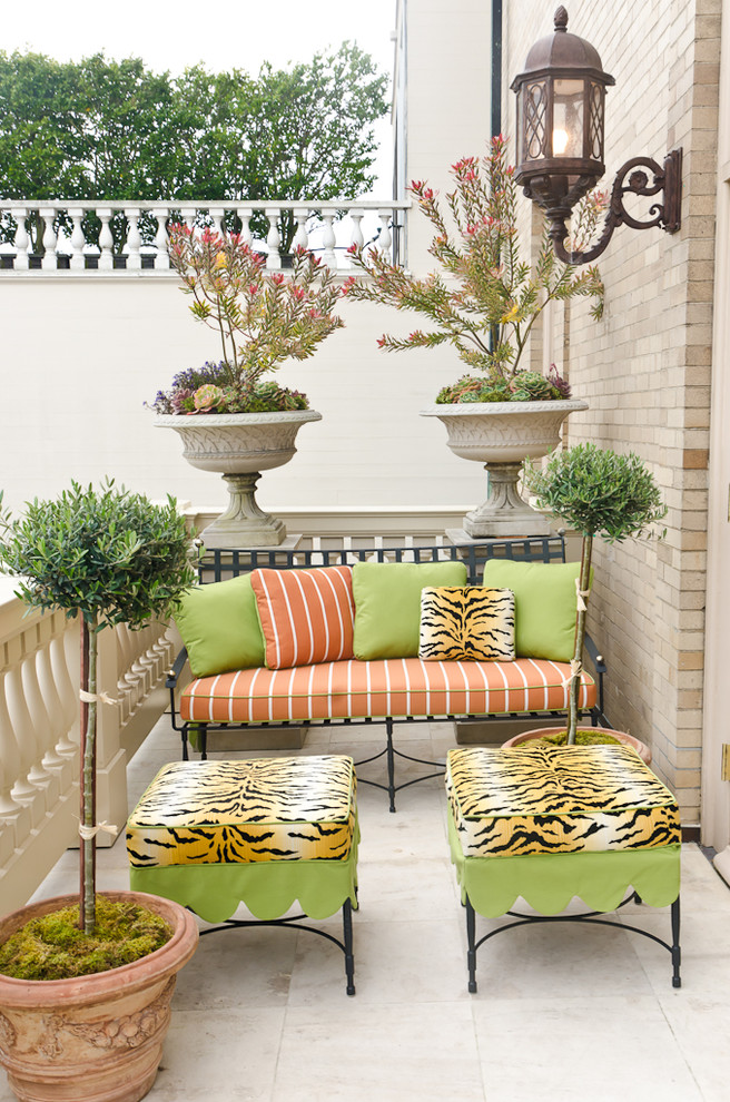 Example of a classic patio design in San Francisco with no cover