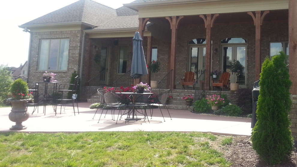 Rosemont Traditional Patio Nashville by Design Services Company