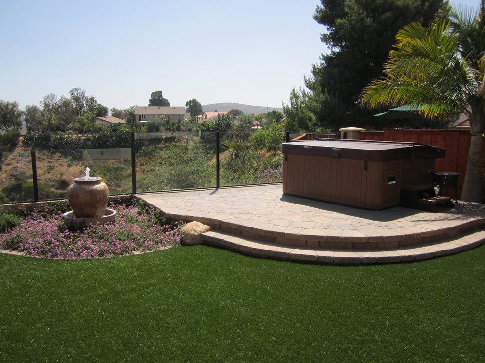 Example of a patio design in San Diego