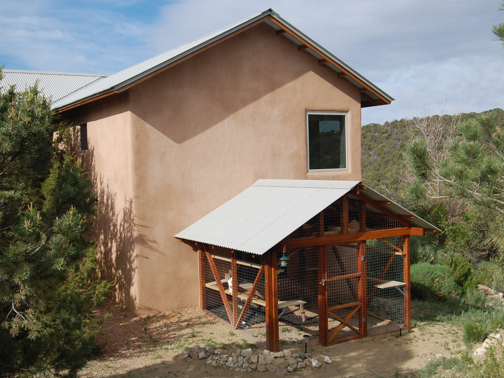 Design ideas for a contemporary patio in Albuquerque.