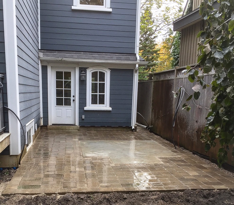 Scarborough Traditional Patio Toronto by Kingsview Landscape