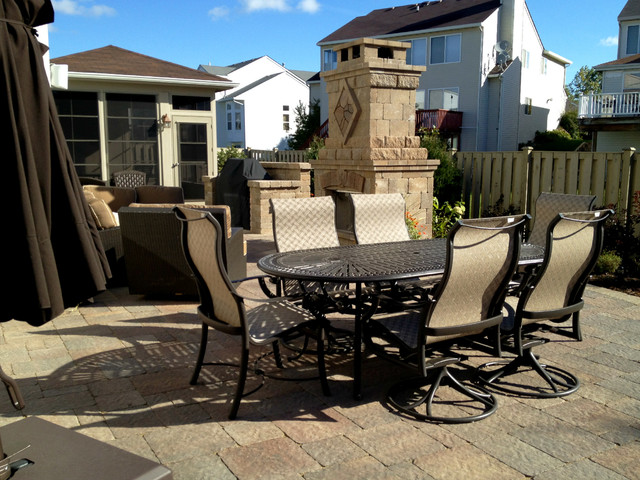 Screen Porch & Patio with Outdoor Fireplace and Grill Surround in ...