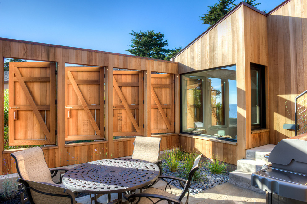 Example of a 1960s patio design in San Francisco