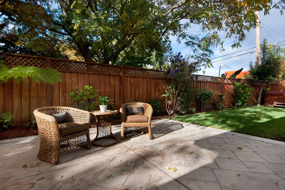 Example of a classic patio design in San Francisco with no cover