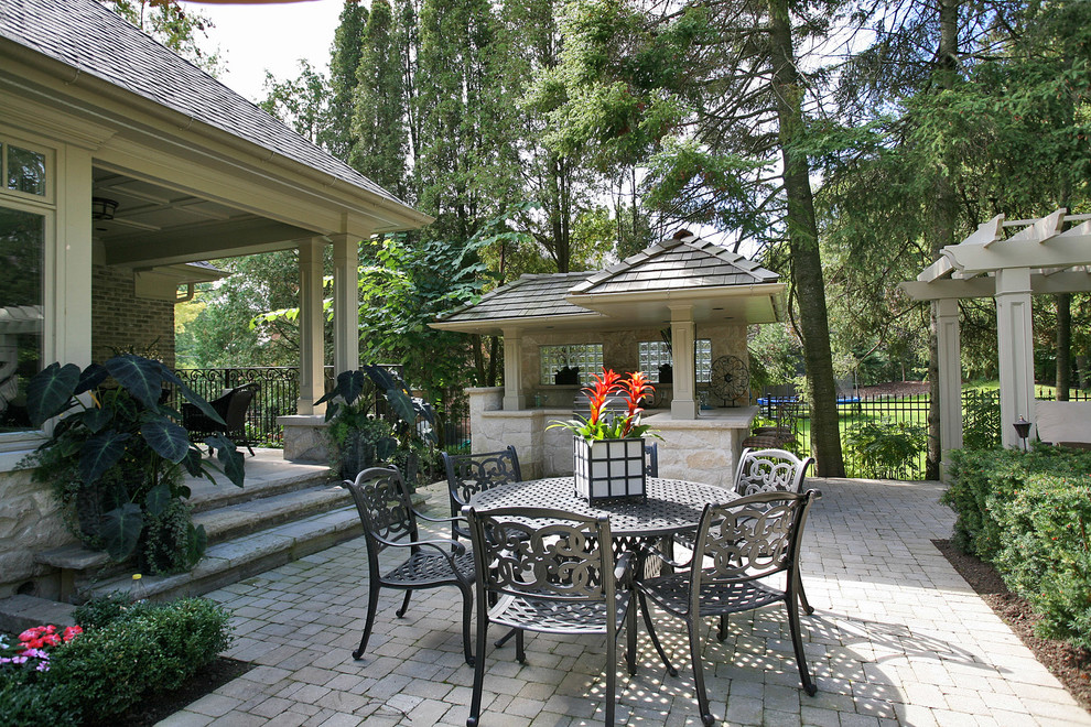 South East Oakville Traditional Patio Toronto by Foremost