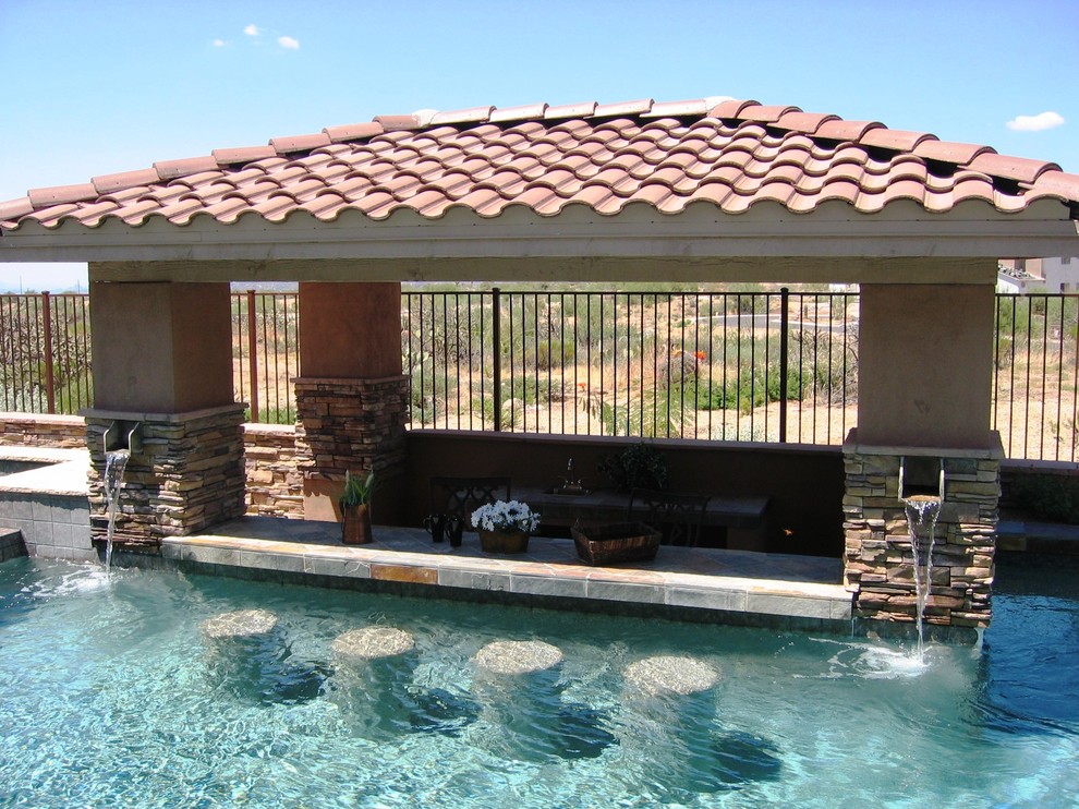 Inspiration for a timeless patio remodel in Phoenix